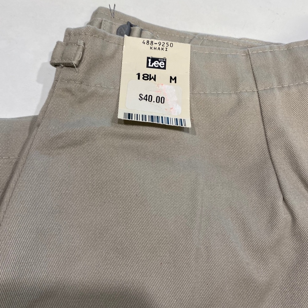 Lee Khaki Capris